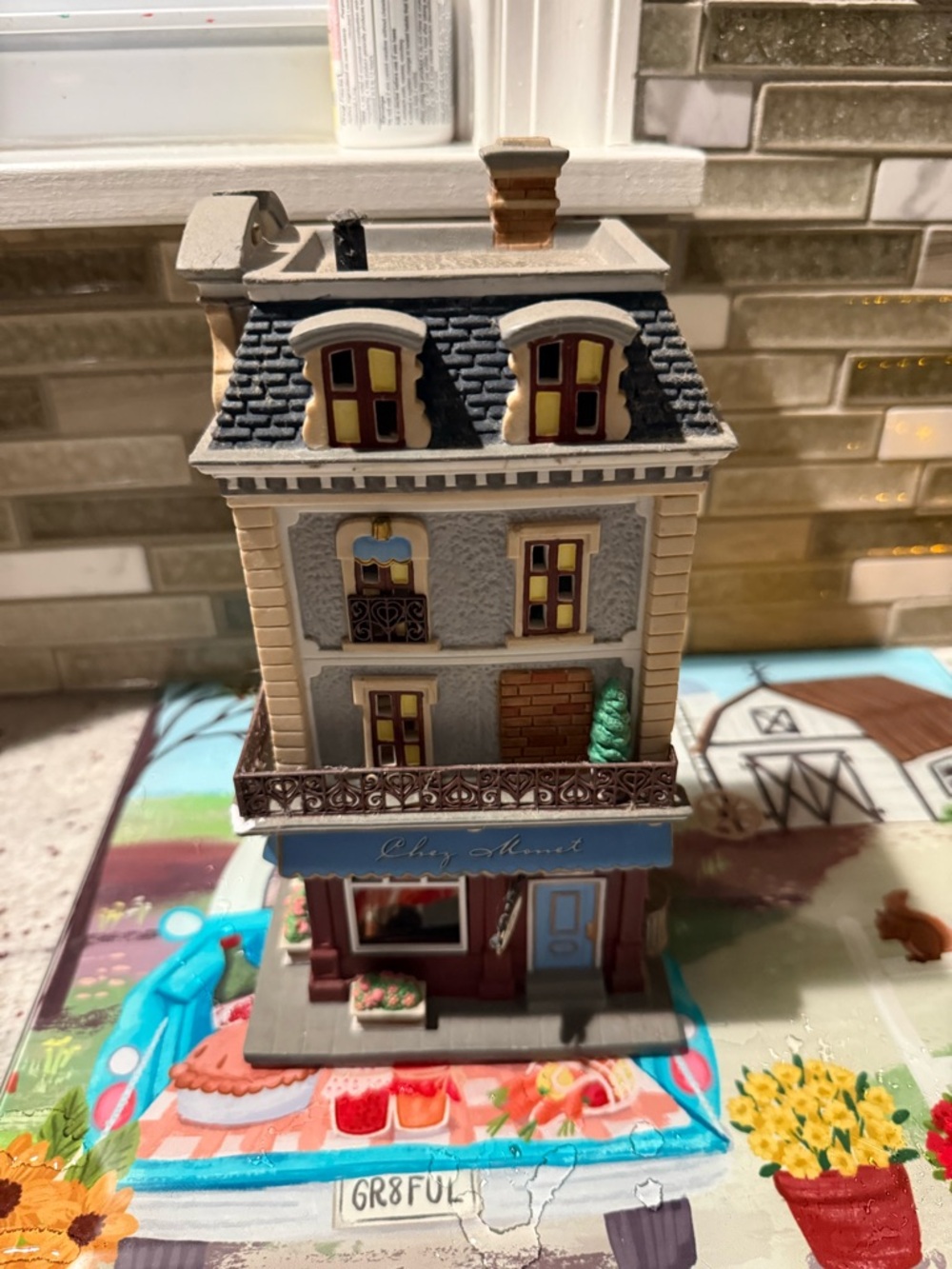Department 56 White Ceramic Base with Cream Label